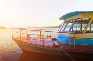 Professional Yacht Refinishing Services in Riviera Beach